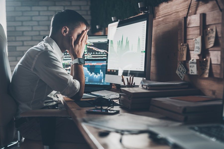 How Insurance Sales Professionals Grow Financially Over Time