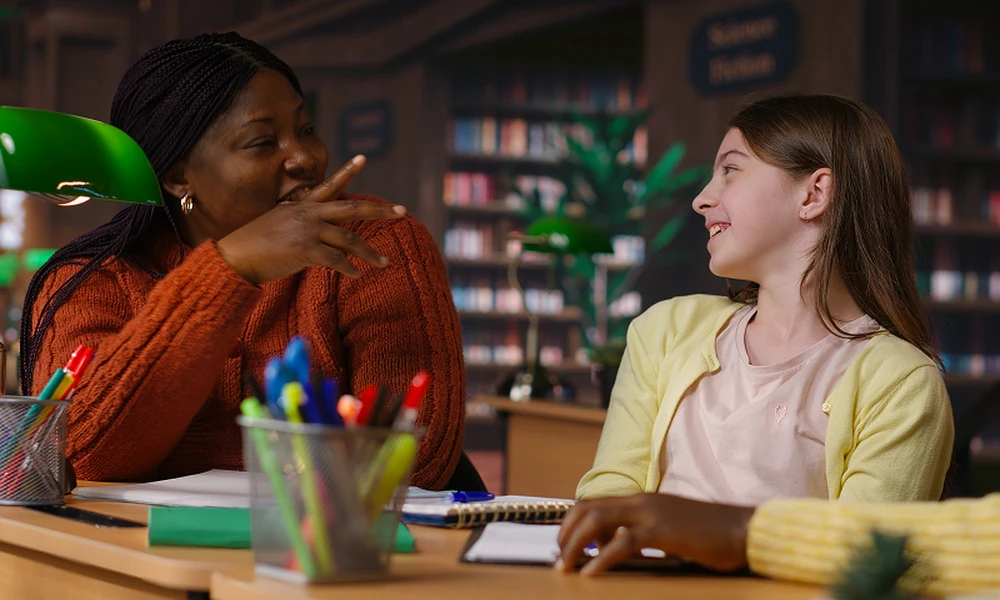 6 Everyday Situations to Practise in English Conversation Lessons