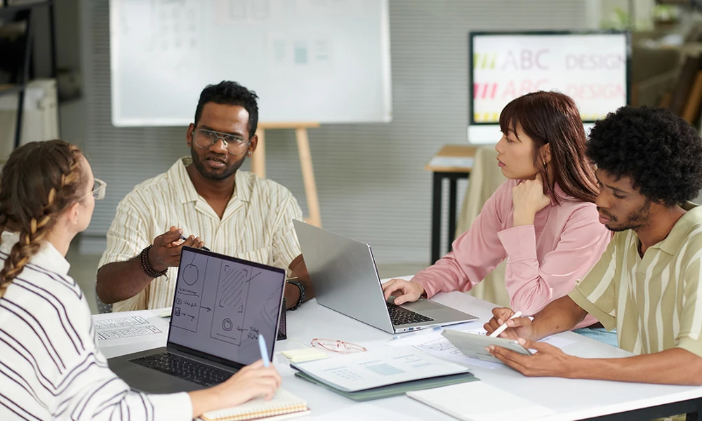 Business Management or Administration: How Do the Courses Differ?